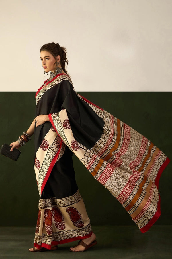 Womaniya Bhagalpuri – Draped in Natural Grace