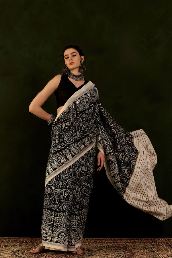 Womaniya Bhagalpuri – Draped in Natural Grace