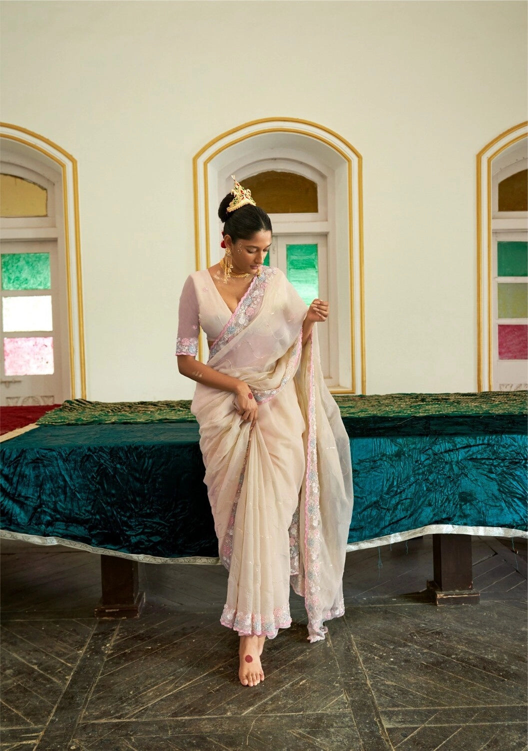 Nakshikaam Couture – Where Zari Weaves Meet Artistry
