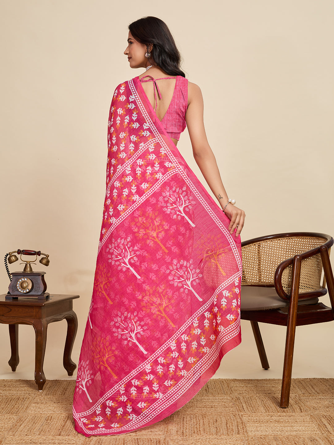 Pink linen cotton saree with digital printed work and silver zari border