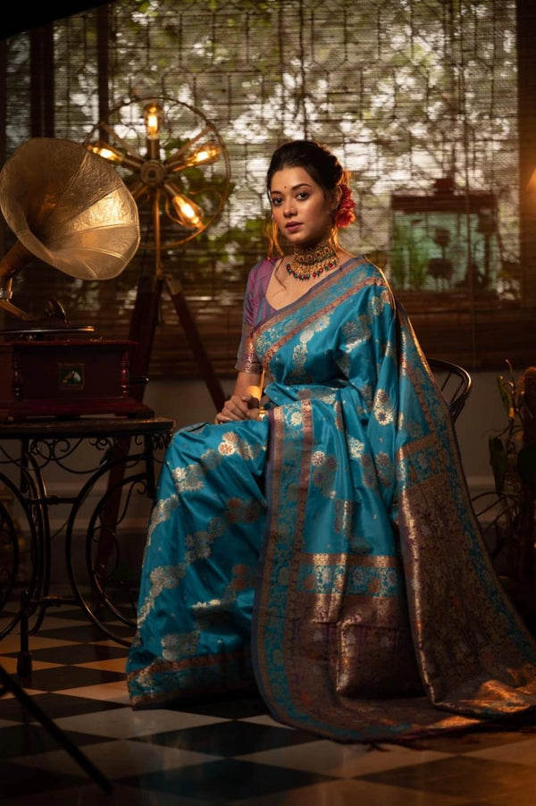 Pavi banarasi silk saree with zari weaving work