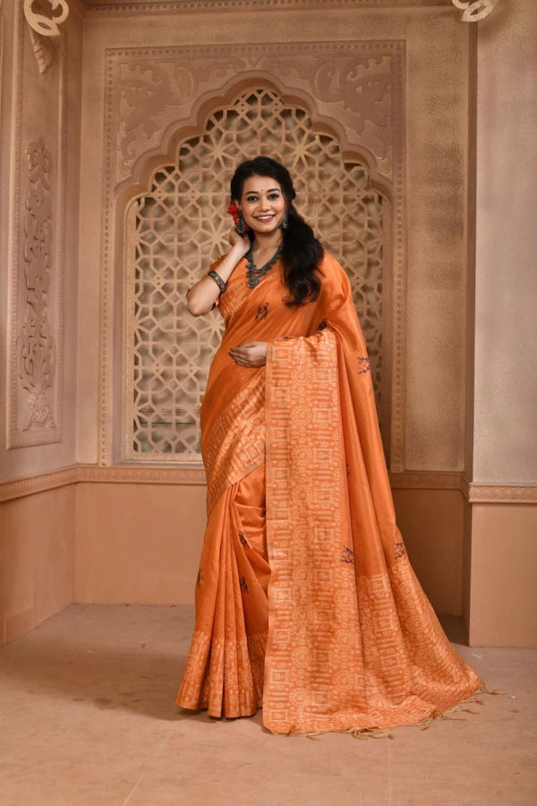Kalavatia handloom raw silk saree with woven design (Copy)