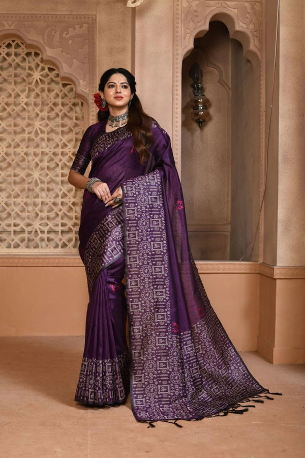 Kalavatia handloom raw silk saree with woven design