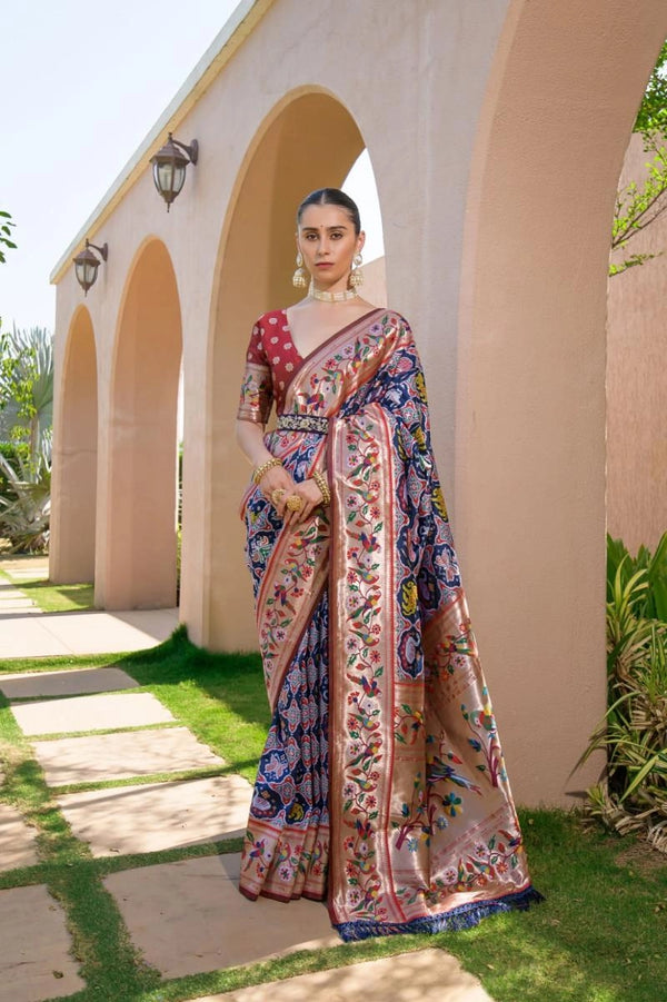 Parrity Paithani Silk Saree With Zari Weaving Work