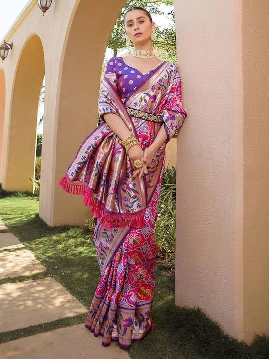 Parrity Paithani Silk Saree With Zari Weaving Work
