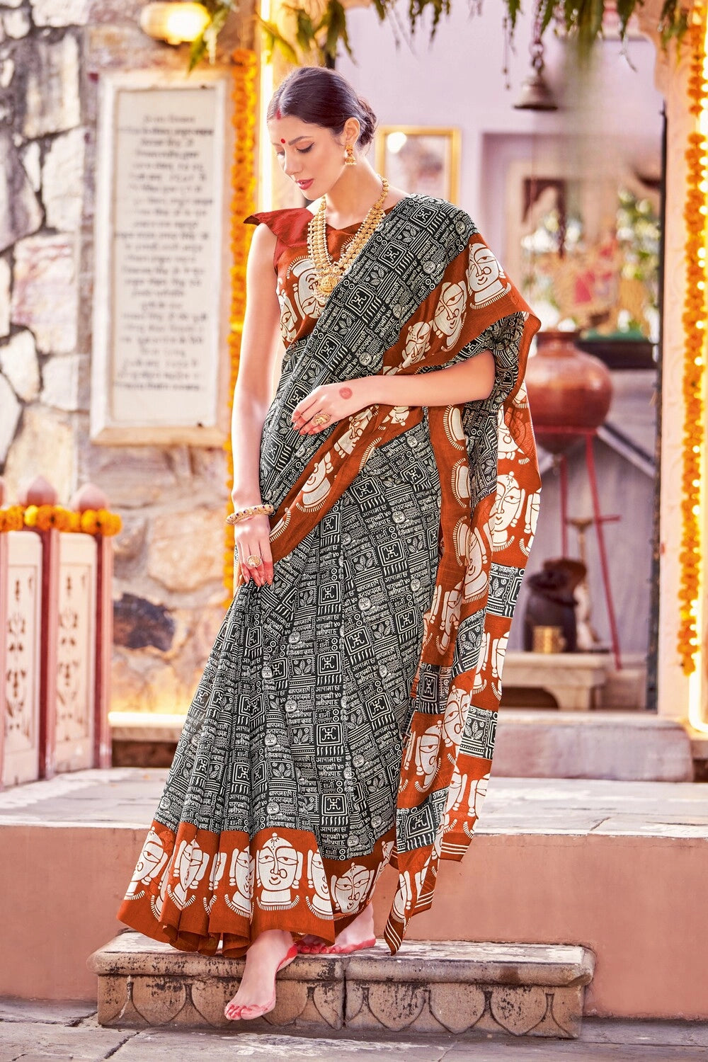 Womaniya Saree – Bhagalpuri Weaves, Timelessly Yours