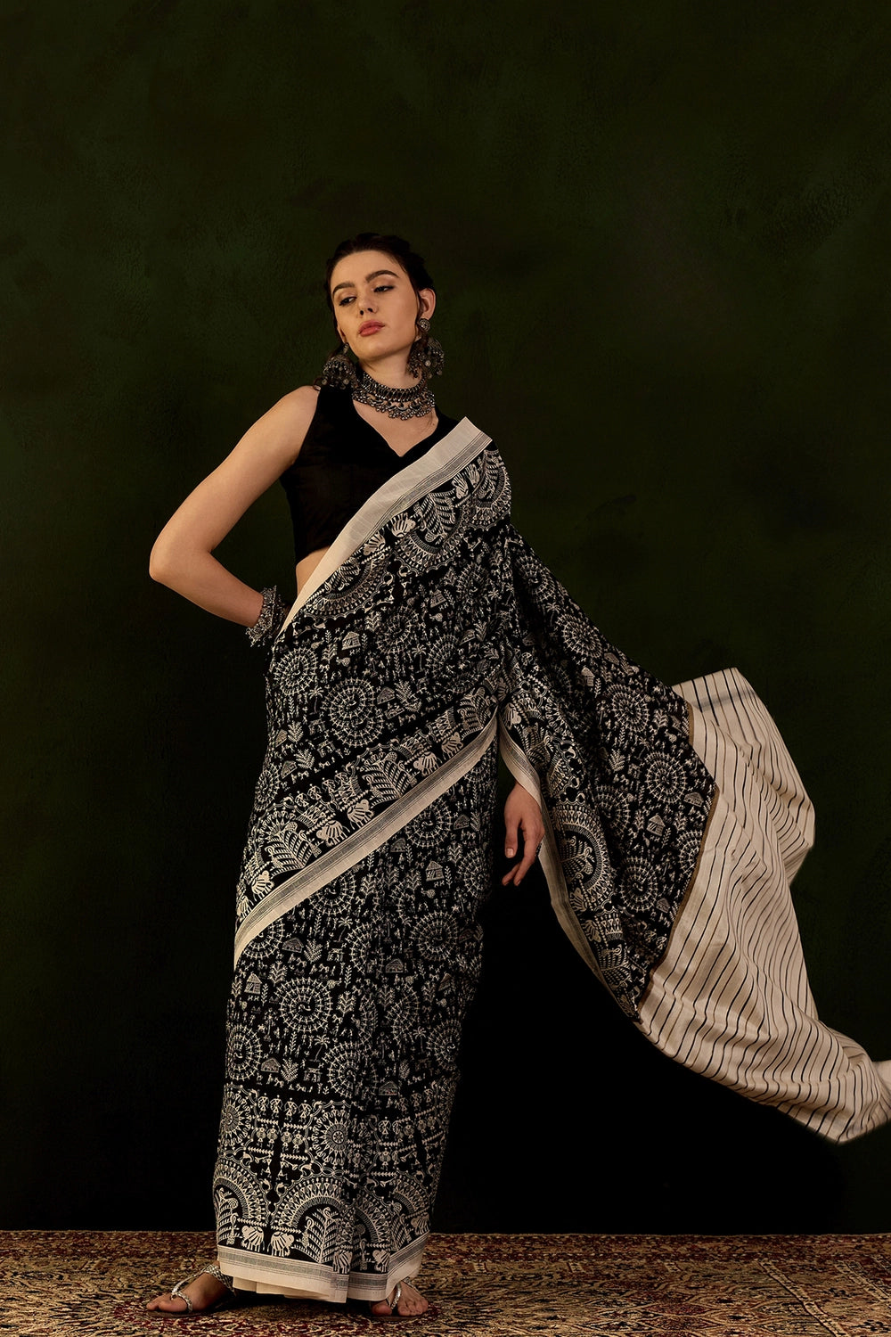 Womaniya Bhagalpuri – Draped in Natural Grace