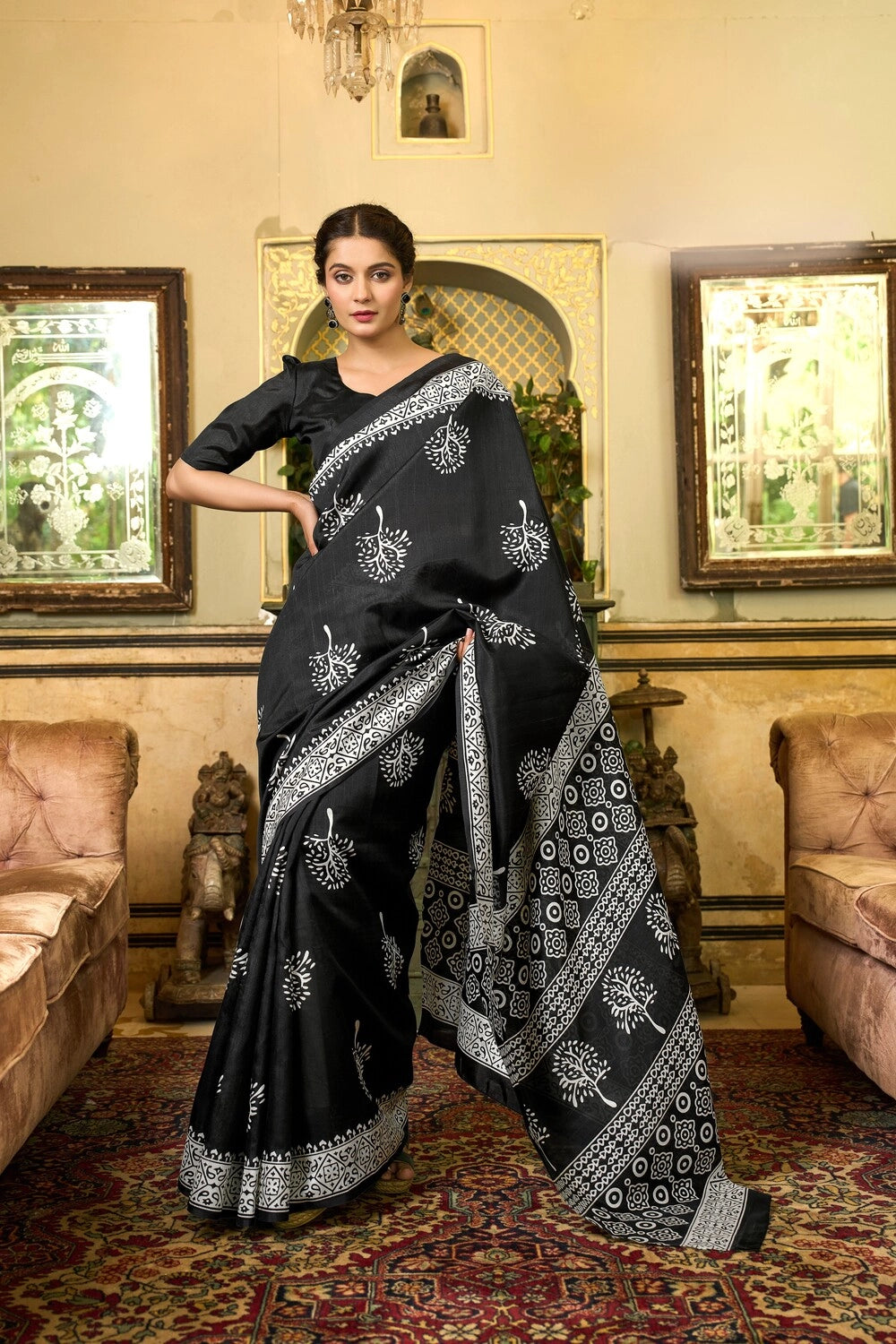 Womaniya Bhagalpuri – Lightweight Luxury, Effortless Charm