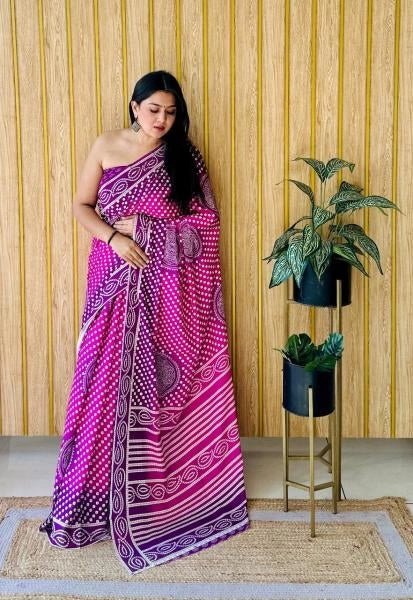 Fancy Rangeen crepe silk saree with digital bandhej printed work