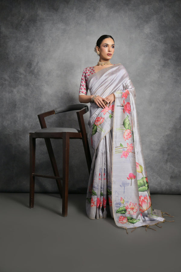 Gray color soft tussar silk saree with lotus floral printed work&nbsp;