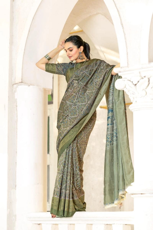 Ajrak Reet – The Art of Timeless Elegance
