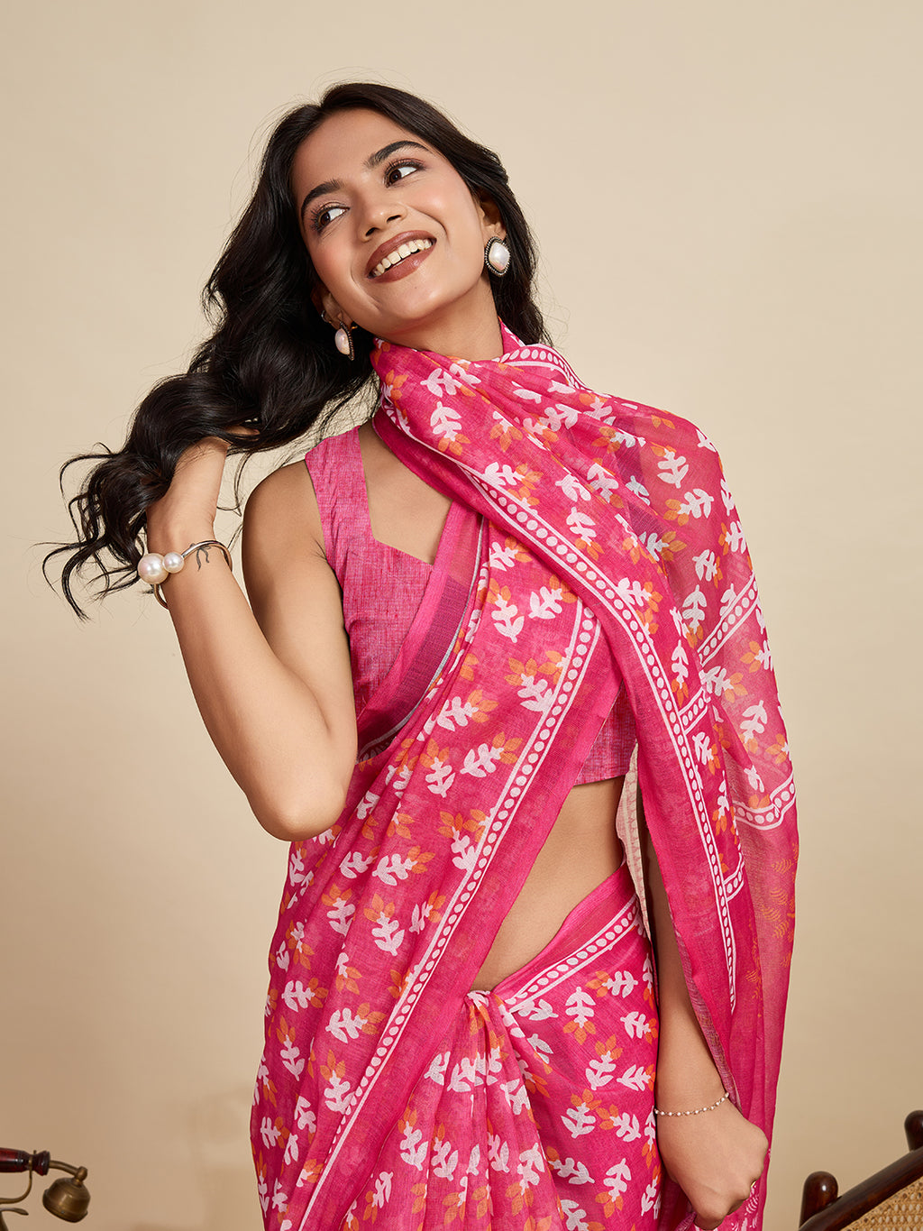Pink linen cotton saree with digital printed work and silver zari border