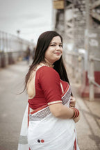 Red & White Contrast Soft Linen Cotton Saree with Unique Design