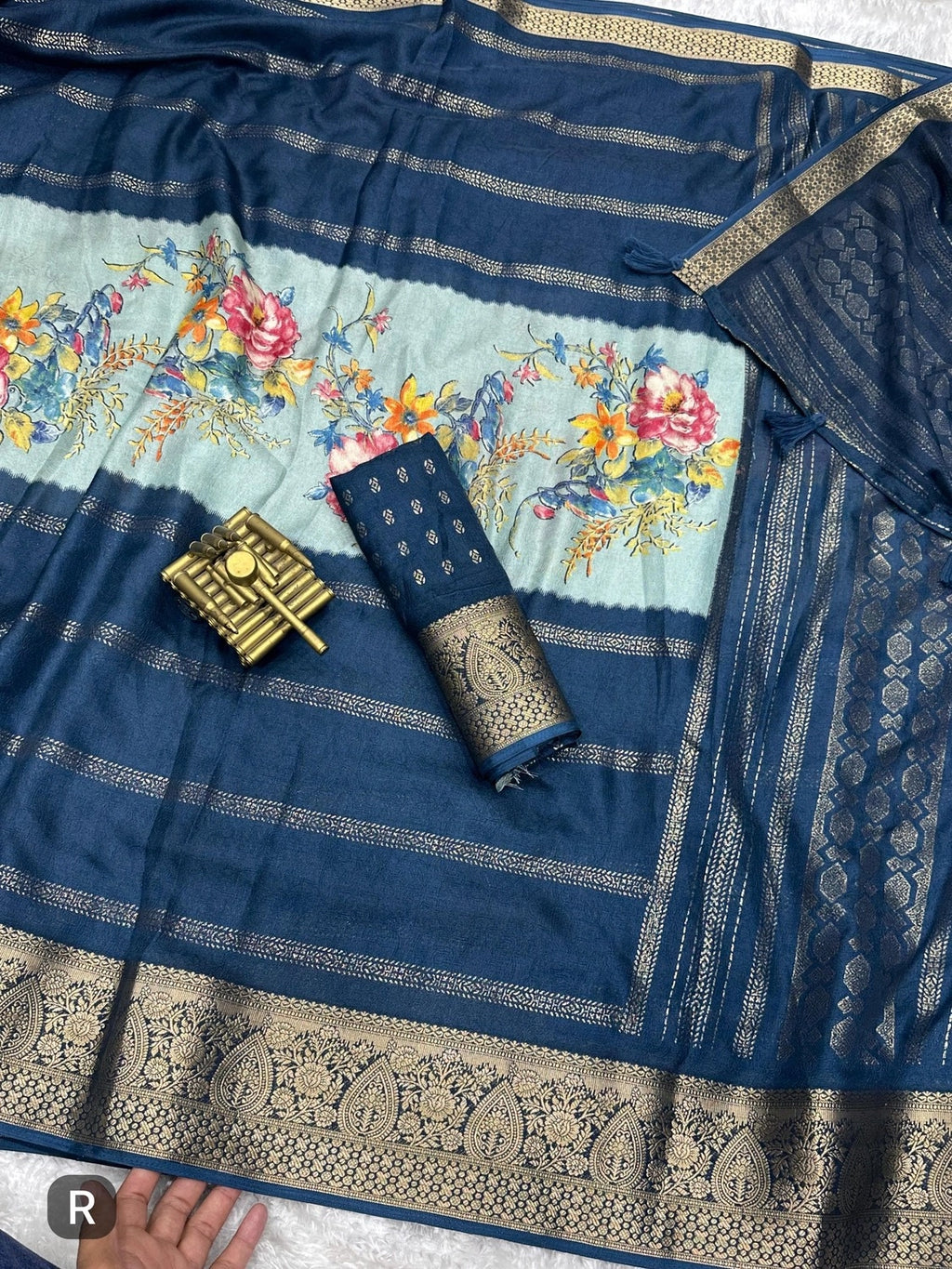 Zari Jacquard Border Saree